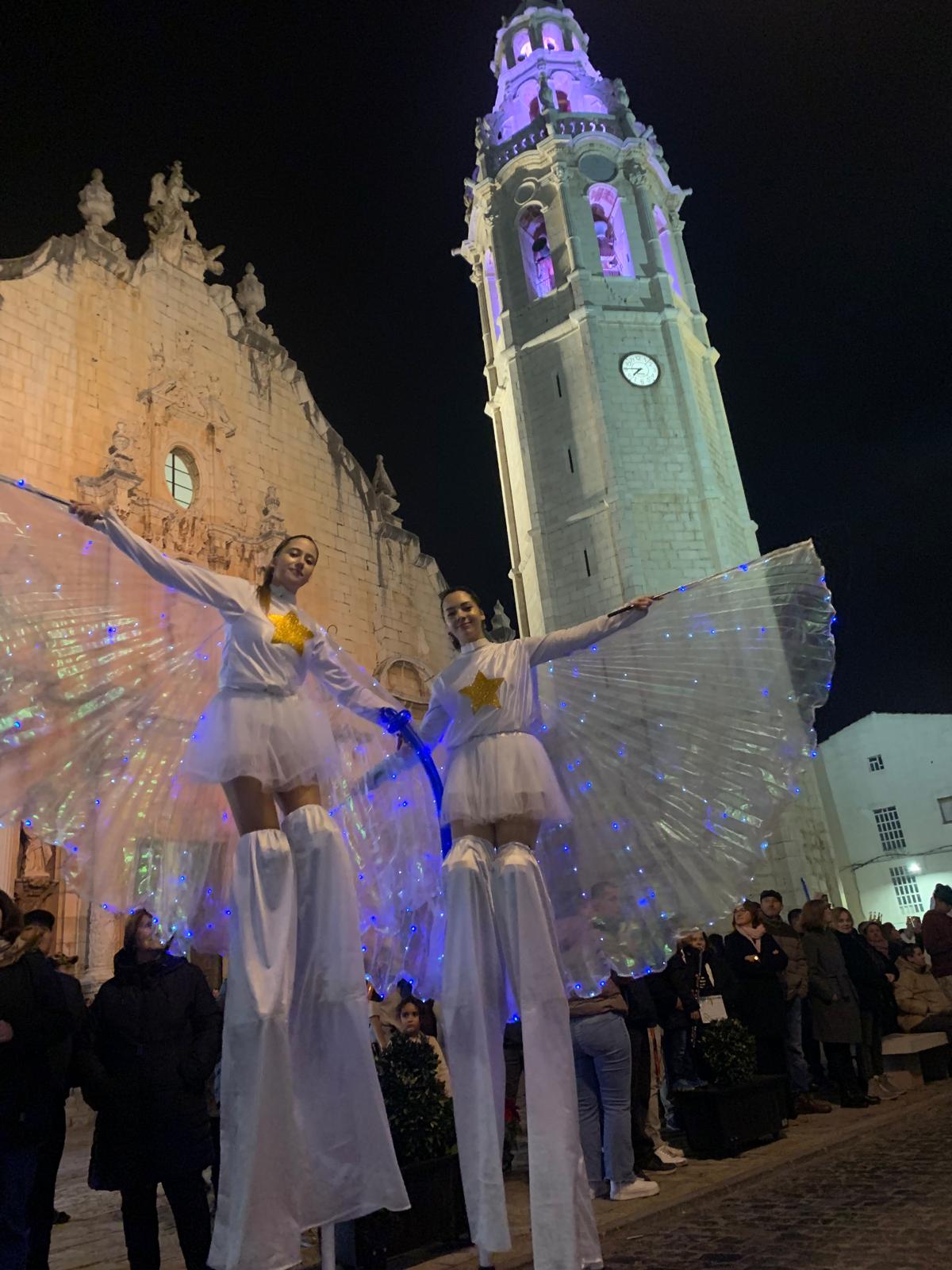 Espectaculos de zancos - Foto 1